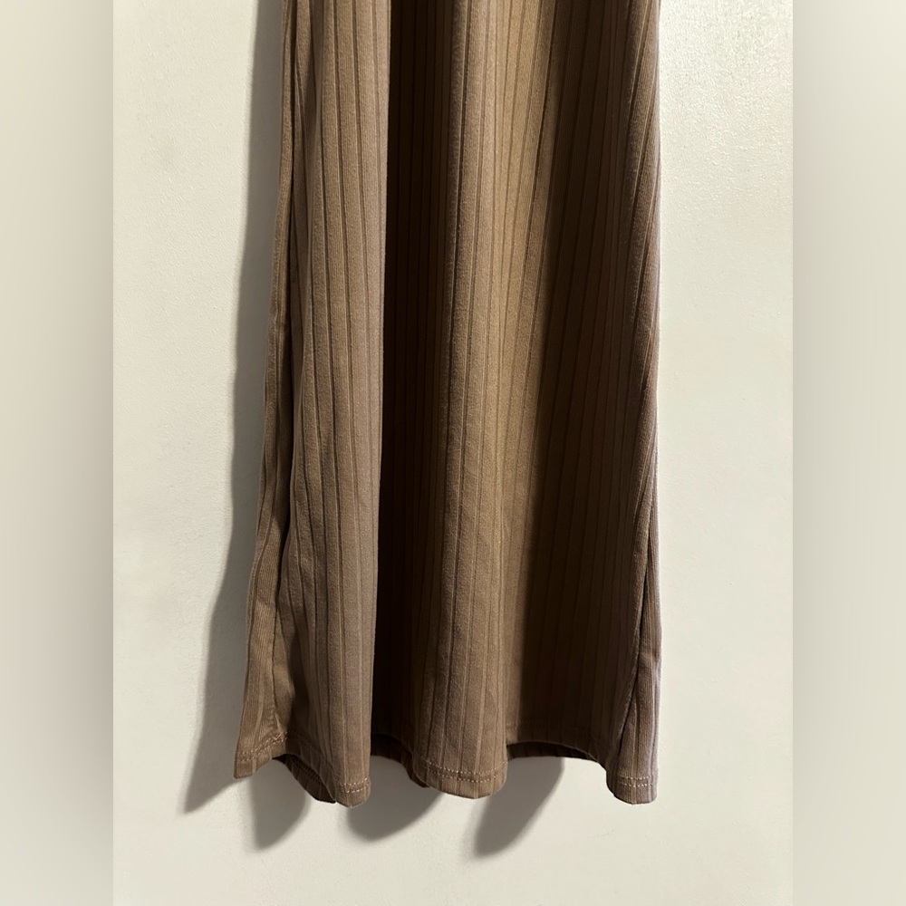 BUCKETLIST - Ribbed Midi - Picture 8 of 8